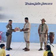 บรรยายให้ความรู้เกี่ยวกับการเฝ้าระวังปัญหายาเสพติดและการขับที่ ปลอดภัย สวมหมวกนิรภัย 100%